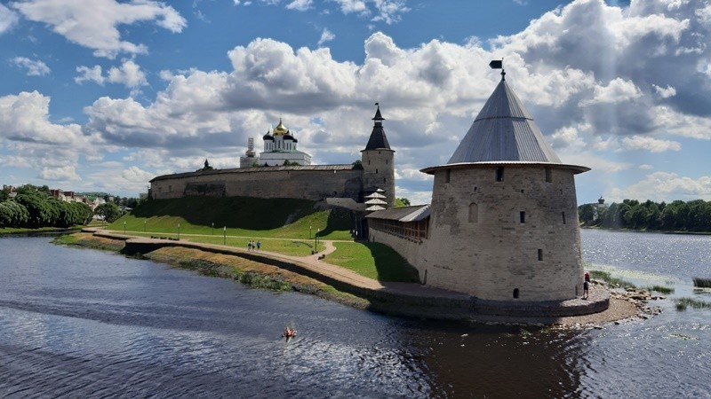 Крепость в Пскове оборонительная